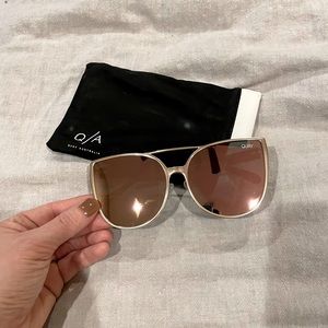 Quay Sunglasses- Never Been Worn